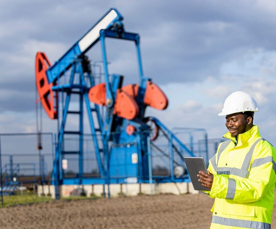 How Smart Supply Chains Reduce Costs and Improve Efficiency in Oil & Gas Projects