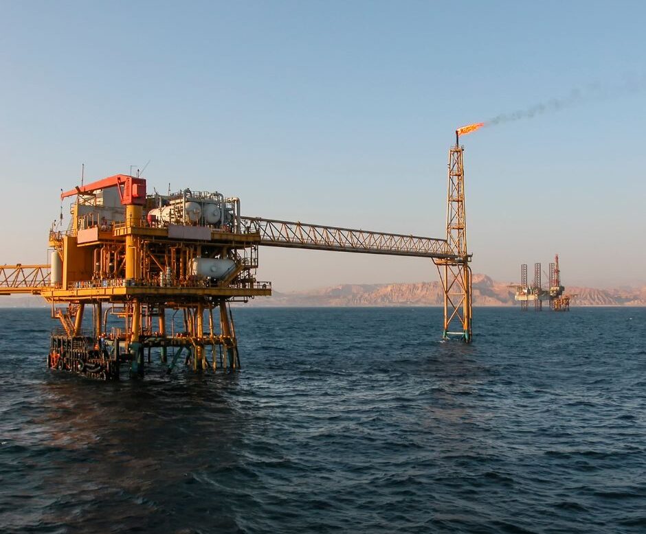 How to Win Tenders in the GCC Energy Sector: Essential Strategies for Contractors